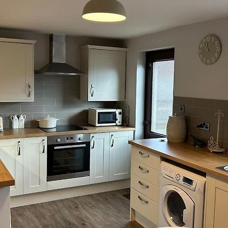 Cosy 2 Bed, Home From Home Haddenham  Buitenkant foto